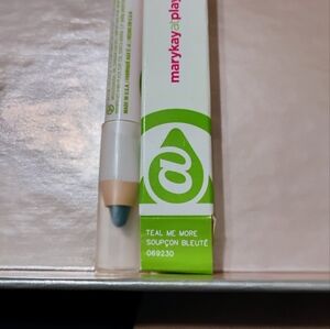 Mary Kay At Play Eye Crayon/Eyeliner Soupcon Bleuté  Teal me more